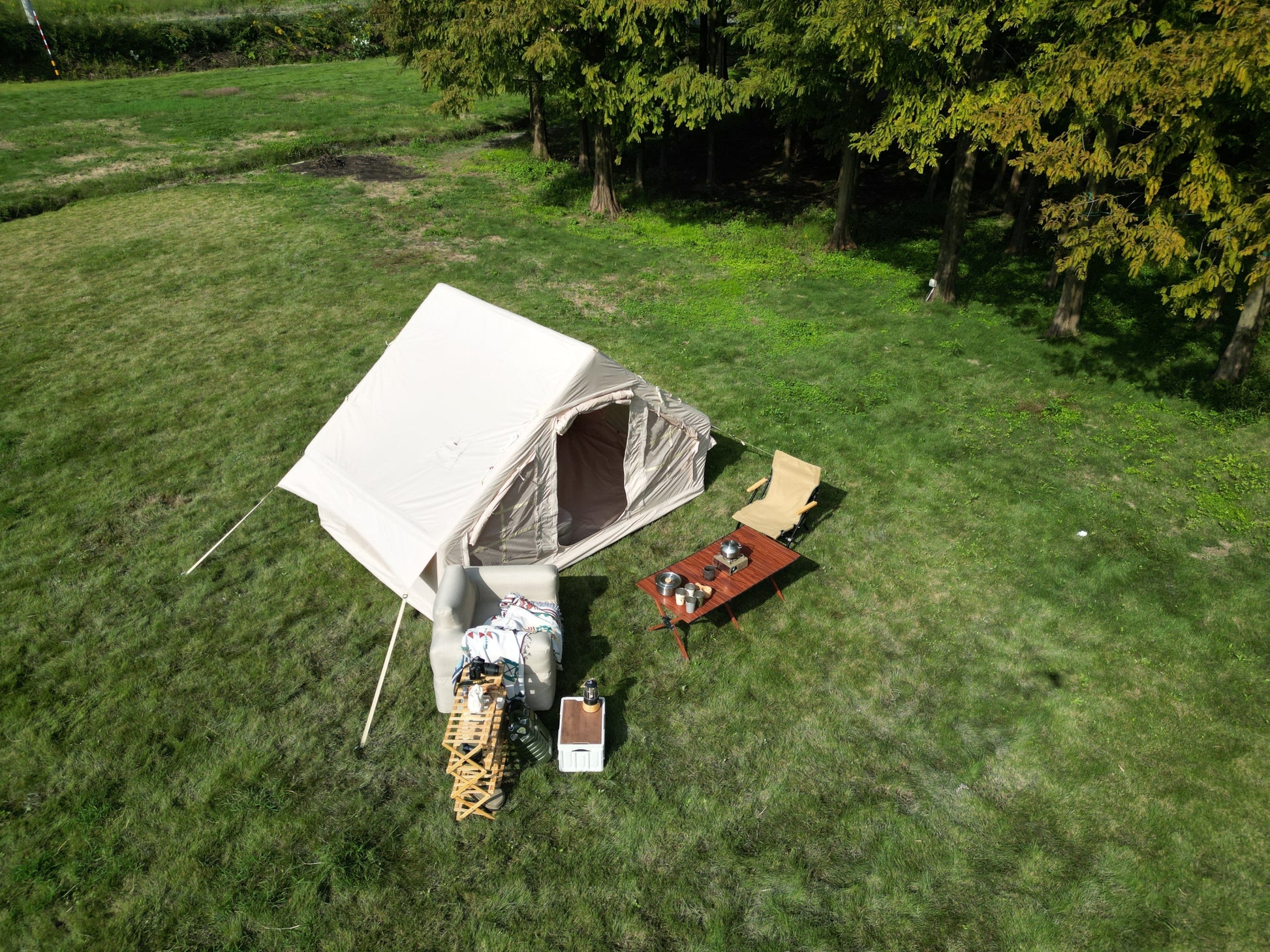 4 - 6 Person Inflatable Glamping Tent | 4 - Season, 5 - Min Setup | Campingood for camping and outdoor | campingood.com