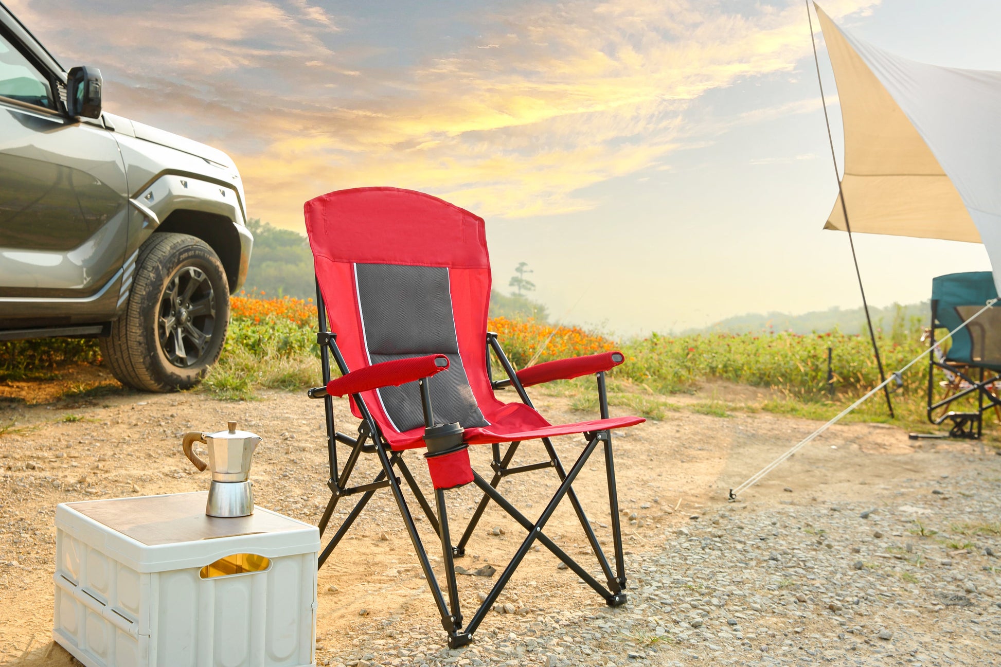 Heavy Duty Lawn Chair 250lbs Red with Cup for camping and outdoor | campingood.com