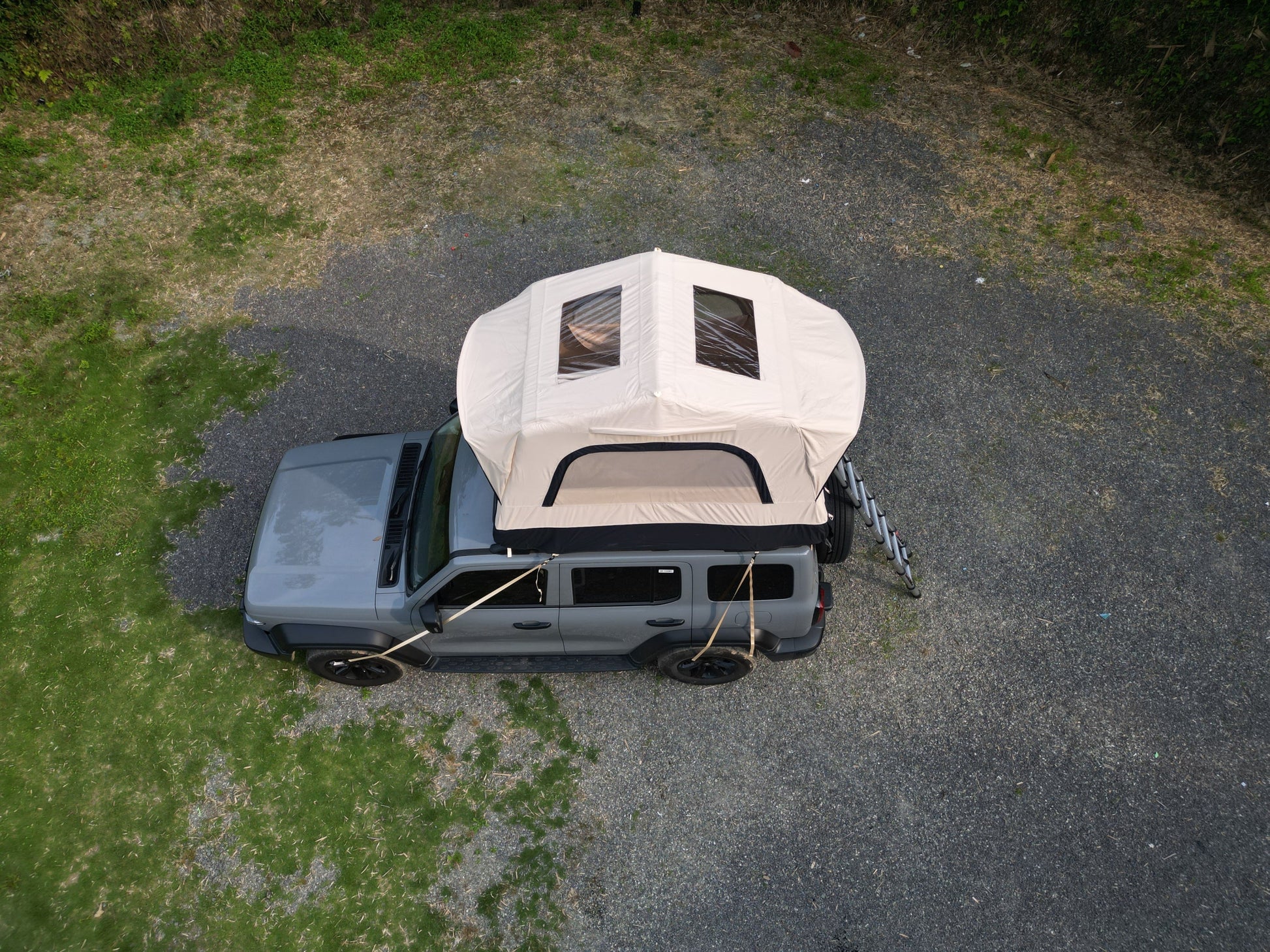 Inflatable Roof Top Tent for Camping SUV 2 - Person Outdoor for camping and outdoor | campingood.com